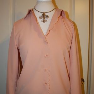 Pink Scallop Blouse🛍